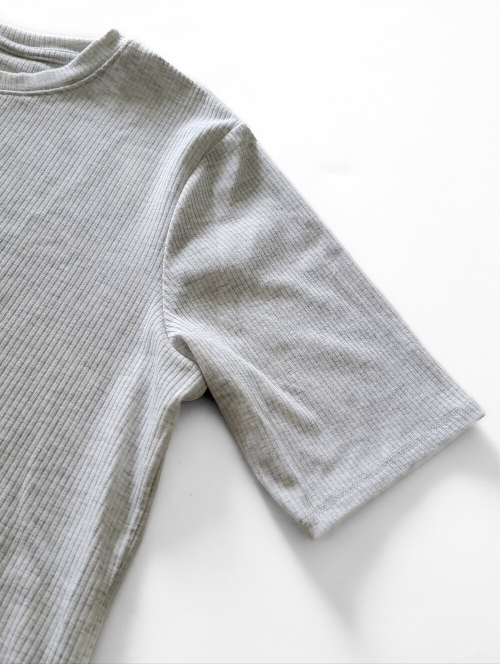 Simply Vera Vera Wang Light Gray Short Sleeve Crew Neck Tee Size XL - Picture 6 of 6